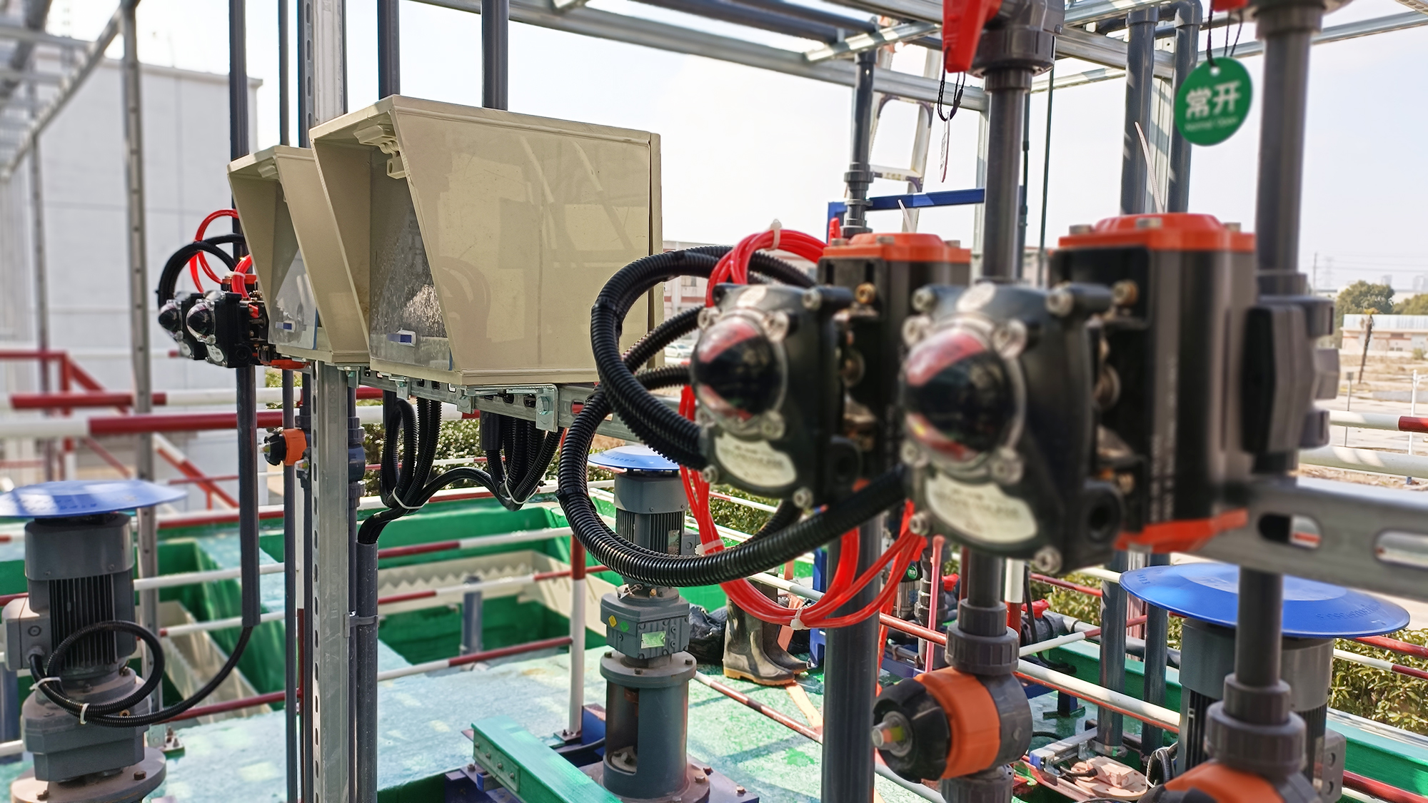 如何選擇適合的污水處理設(shè)備？